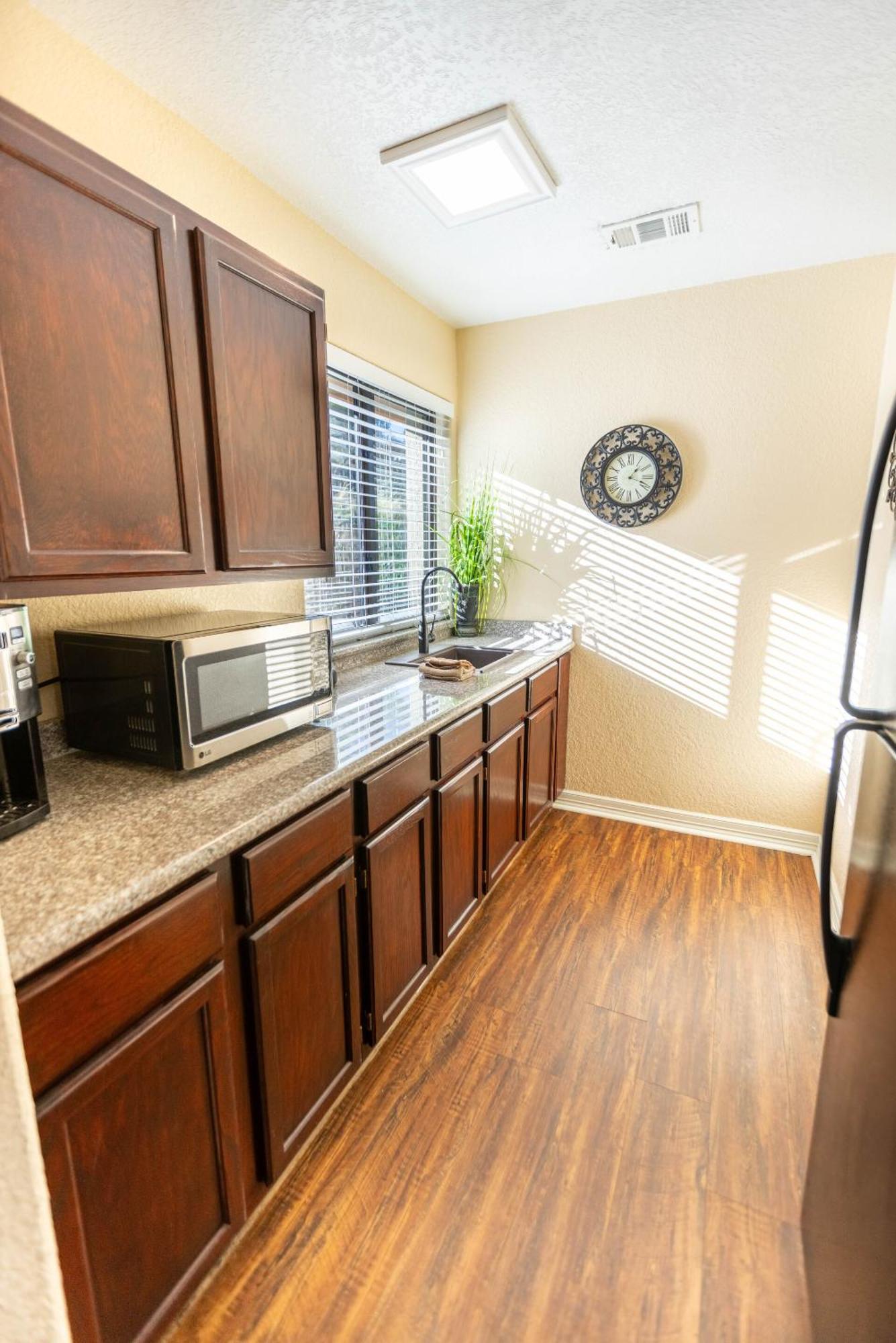 Messina Inn Wimberley Δωμάτιο φωτογραφία