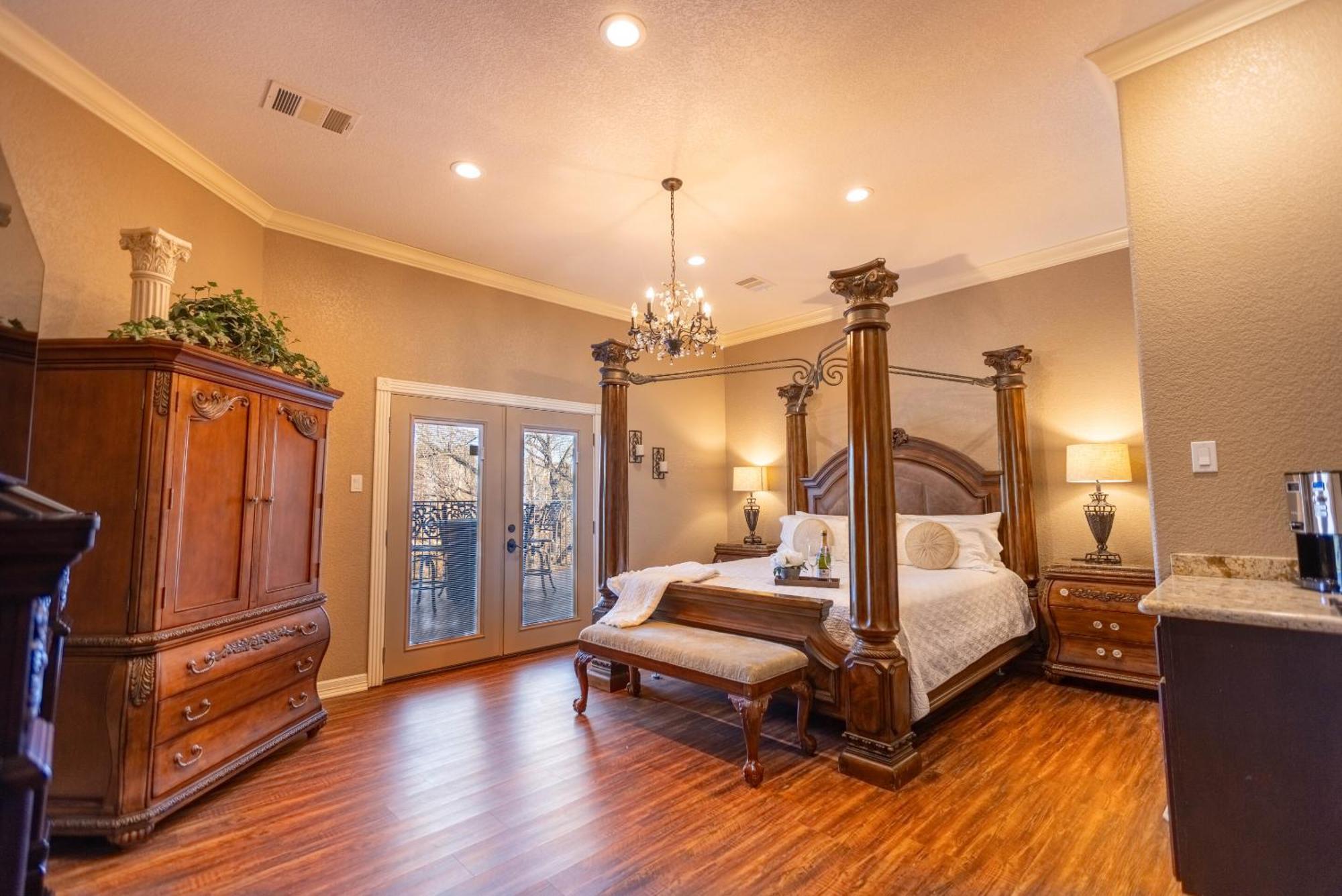 Messina Inn Wimberley Δωμάτιο φωτογραφία